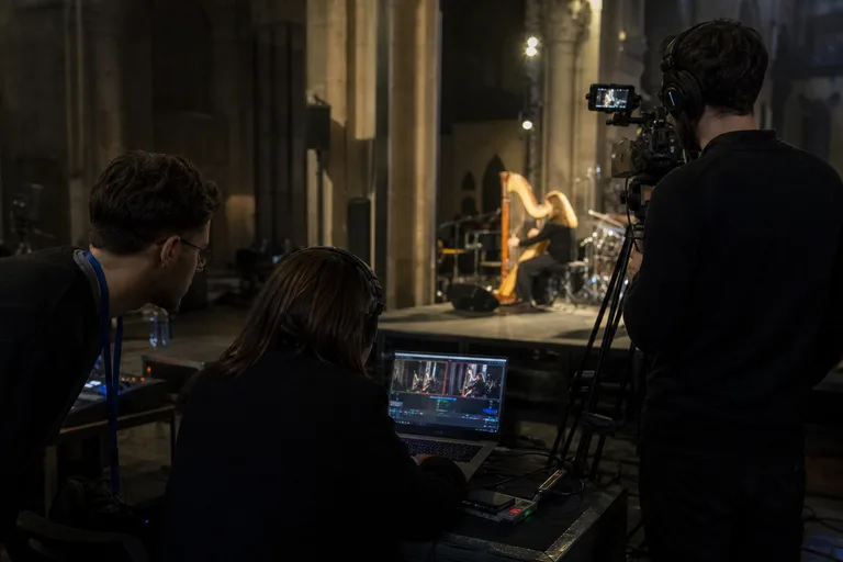 Gniark Gniark nonprofit team prepping a Paris live stream