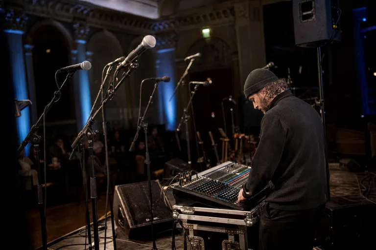 Stage microphones for concert streaming in Paris
